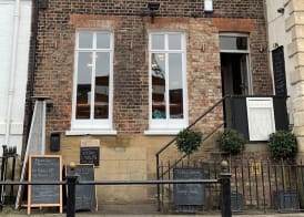 Lil's Bar and Bistro 5