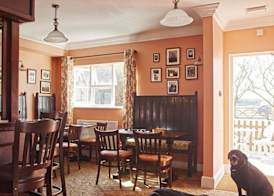 Corse Lawn House Hotel 5