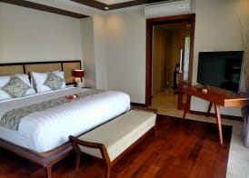 The Grand Villandra Resort Lovina 4