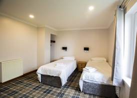 GOLF View Hotel & Macintosh Restaurant 4
