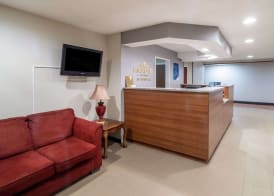 Microtel Inn & Suites by Wyndham Savannah/Pooler 2