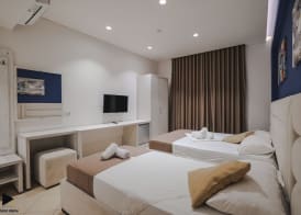 Hotel Alpha 4