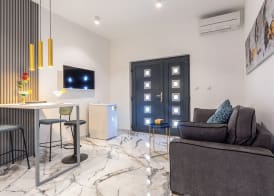 Villa Capitis in the Centre- Exclusive Apartment – Stunning Fortress View 5
