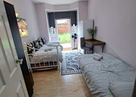 Comfy Fenia Stay 3