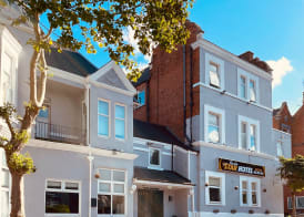 Star Hotel, South Leicester 3
