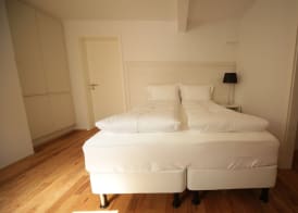 Om Apartments 3