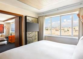 Sofitel Marseille Vieux-Port 2