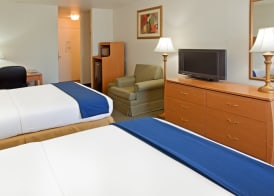 Holiday Inn Express & Suites COLUMBUS by IHG 3