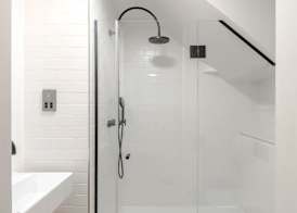 Chic 1-Bed Apartment near Covent Garden Piazza 2
