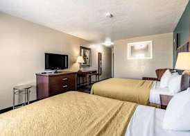Rodeway Inn 3