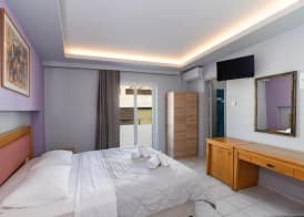 N E P center Hotel Rodos 5