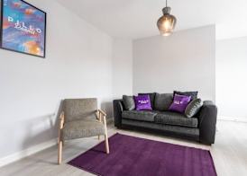 Lovely One-bedroom Serviced Apartment in Eccles 4