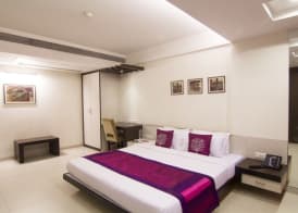 The Roa Hotel 5