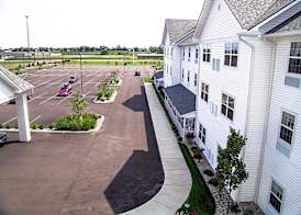 Blue Gate Garden Inn 2