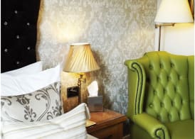 Tyndale Boutique B&B - Adults Only 2