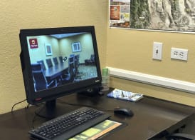 Clarion Inn Near China Lake Naval Station 3