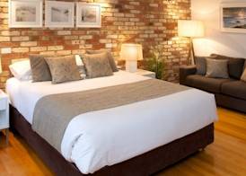 Sorrento Beach Motel 4
