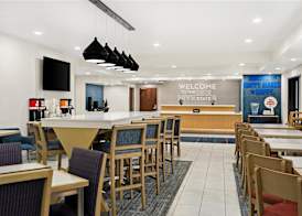 Hampton Inn Provo 4