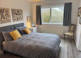 2-Bed Cottage Sleeps 5 - Pets Ok - Free Parking 5