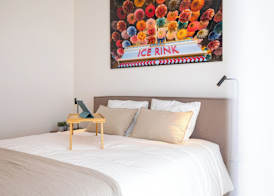 En Suite bedrooms at Reckenthal House by Rentaroo 3