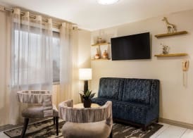 Best Western Mount Pleasant Inn 3