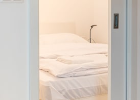 City Castle Apartments Free Parking 5