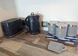 Driftwood Cabin - Dog Friendly Anderby Creek 4
