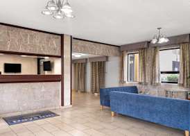 Days Inn by Wyndham Hagerstown I-70 3