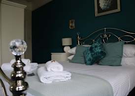 The Birdham Hotel & Restaurant 2