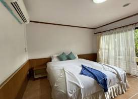 Sea Breeze Bungalow 4
