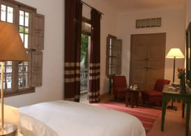 Riad Altair 3