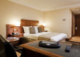 Crowne Plaza LONDON - HEATHROW by IHG 5