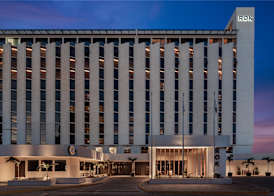 ROK Hotel Kingston, Tapestry Collection By Hilton 3