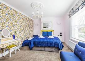 Ashbys Accommodation & Spa hire 5