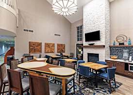 Homewood Suites by Hilton Greensboro 4