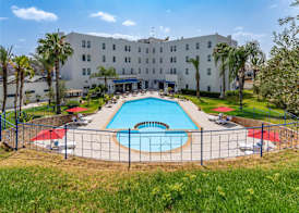 Ibis Meknès 4