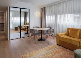 Residence Inn by Marriott Lille 5