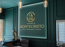 Logis Hôtel-Restaurant Domaine de Montecristo et Gîte l'Évasion Dantès 2