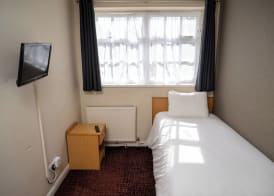 Old Grey Mare Inn by Greene King Inns 3