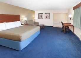 AmericInn by Wyndham Webster City 5
