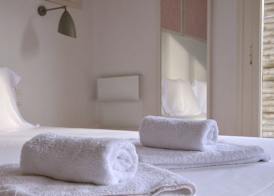 Thiseio a vintage apartment 3