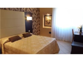 B&B Emozioni Romane 4