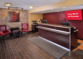 Red Roof Inn Milwaukee – Airport/Oak Creek 3