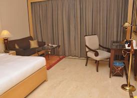 Hotel The Hans - Connaught Place, New Delhi 5