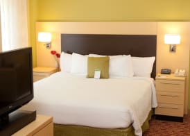 TownePlace Suites by Marriott Lake Jackson Clute 3