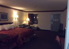 Days Inn by Wyndham Royston 4