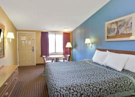 Days Inn by Wyndham Lawrenceville 4