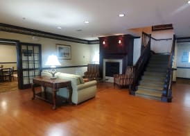 Wingate Suites by Wyndham Youngstown - Austintown 2