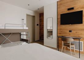 Belladonna Hotel 2