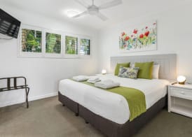 Noosa River Retreat Holiday Apartments 5